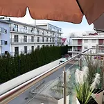 Shells & Pearls 4 Pax Near With Balcony *