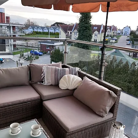 Shells & Pearls 4 Pax Near With Balcony *