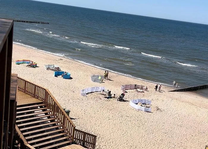 Shells & Pearls 4 Pax Near With Balcony